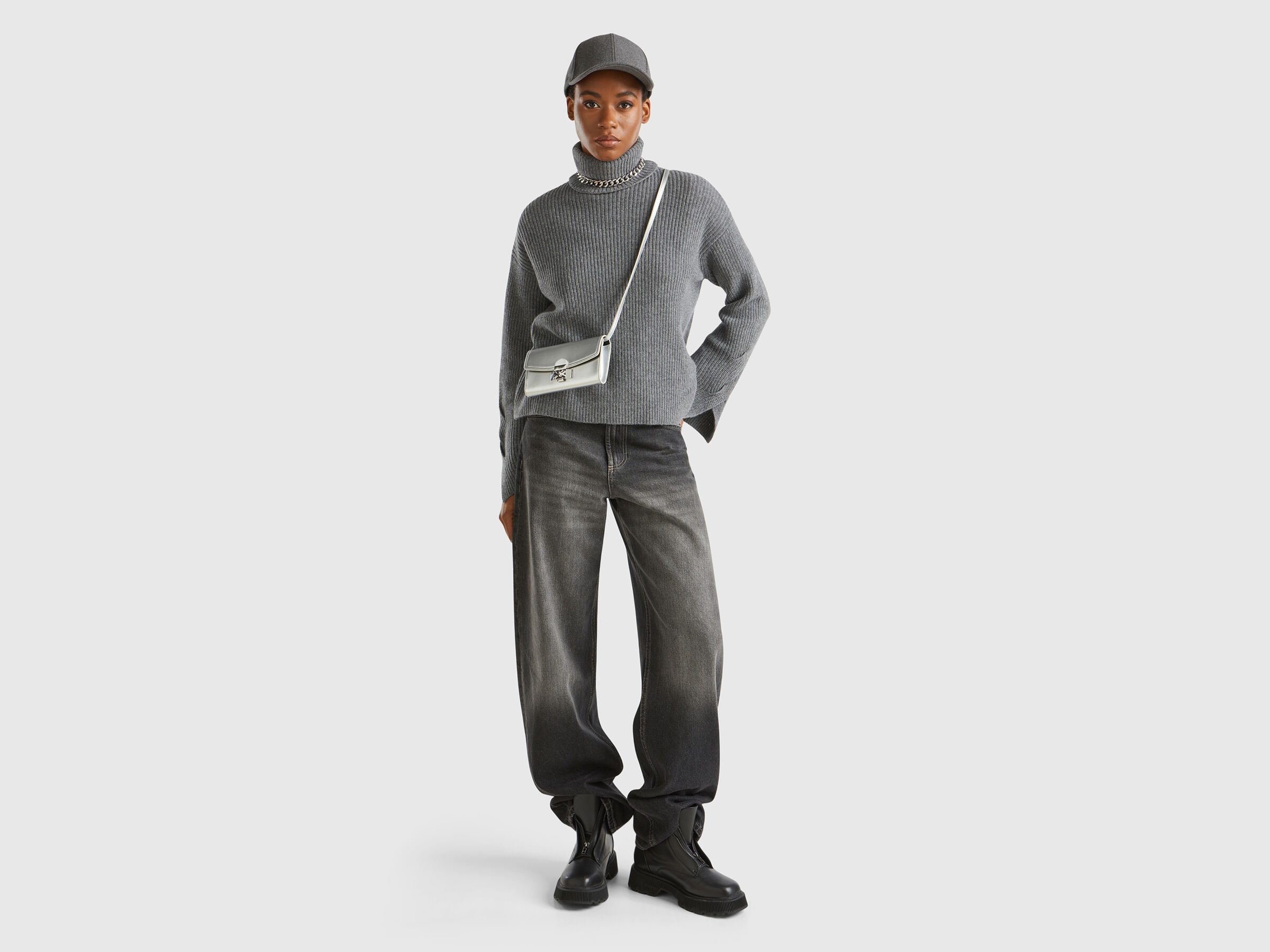 TURTLE NECK SWEATER Mujer image number 3